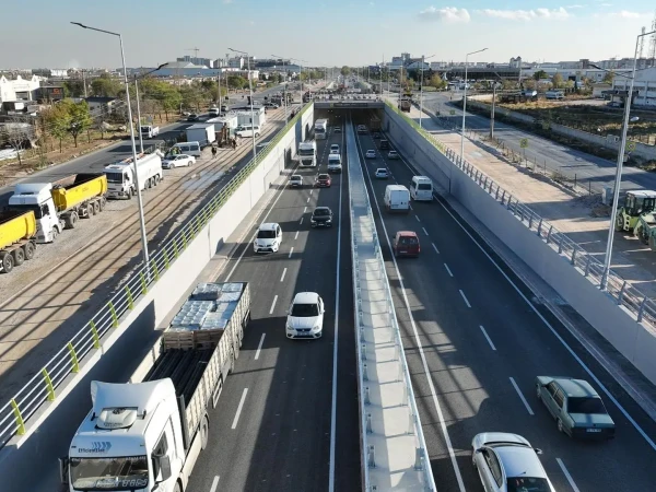Konya Sedirler Caddesi Köprülü Kavşak